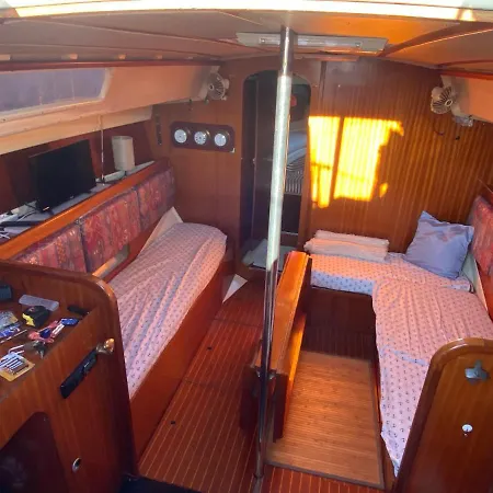 Welcome Aboard Yacht Cruiser! Tekne *